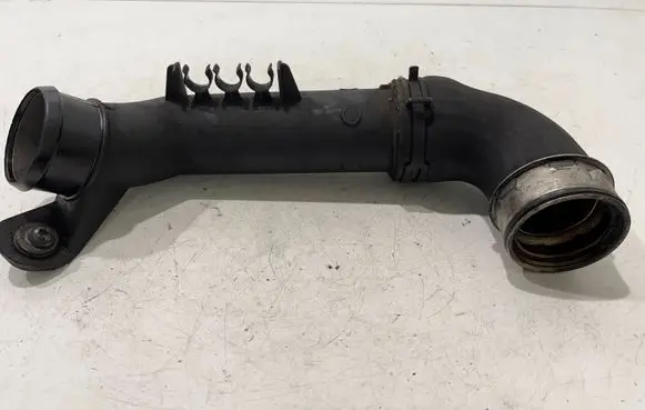 Skoda Superb B6 (3T) Intercooler hose/pipe 3C0145770B