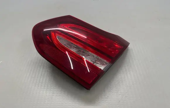 Mercedes-Benz C W205 Tailgate rear/tail lights A2059066000 624702