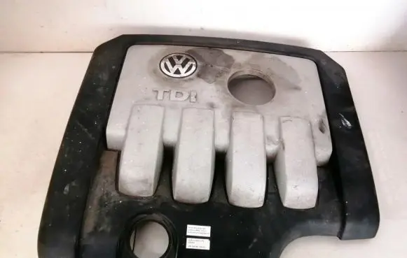 Volkswagen PASSAT B6 Engine cover (trim) 03g103925