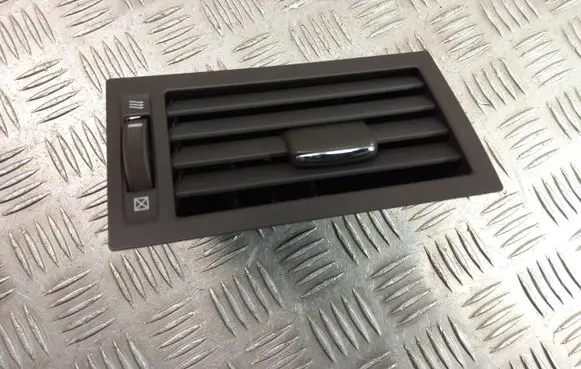 Lexus GS 300 350 430 450H Dashboard side air vent grill/cover trim 55670-30440