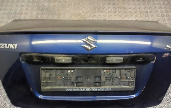Suzuki SX4 Tailgate/trunk/boot lid