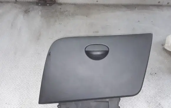 Seat Leon (1P) Glove box set 1P1857103