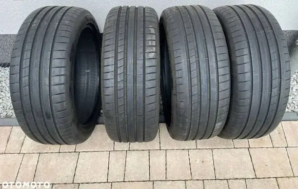 Skoda Karoq R19 summer tire DG570AN5EB K582JA3
