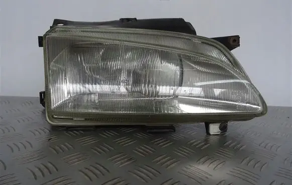 Peugeot Partner III Headlight/headlamp 