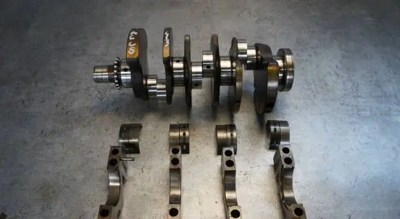 Audi A6 S6 C5 4B Crankshaft 