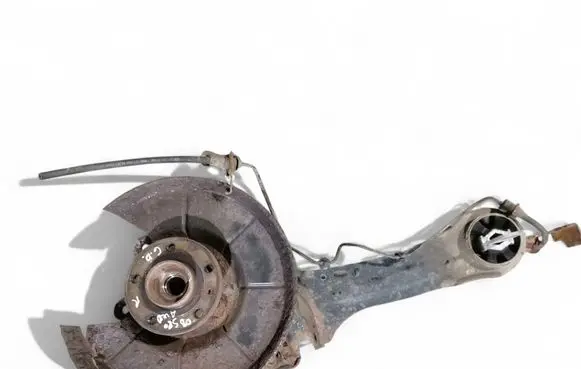 Rear wheel hub spindle/knuckle