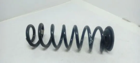 Volkswagen Golf VII Rear coil spring 5Q0511115