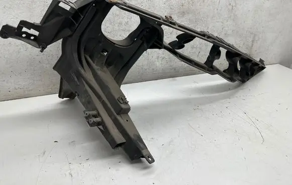 BMW X6 M Fender mounting bracket 10503410