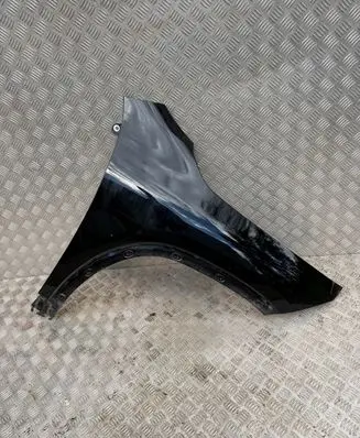 Mercedes-Benz EQA Fender 