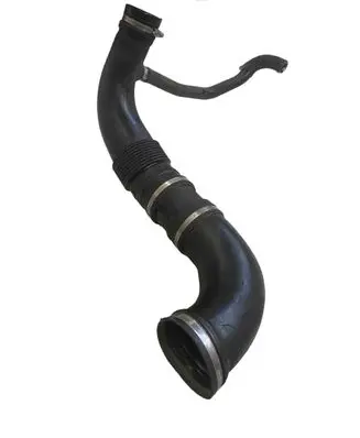 Air intake hose/pipe