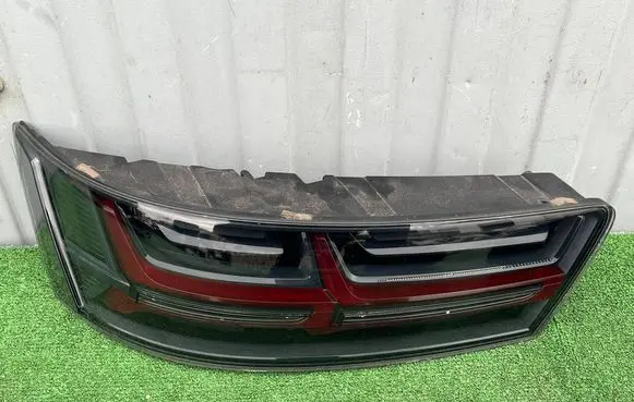 Rear/tail lights