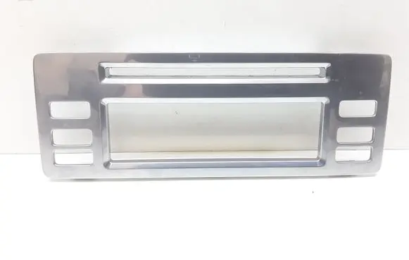 Volvo V70 Radio/GPS head unit trim 1303415