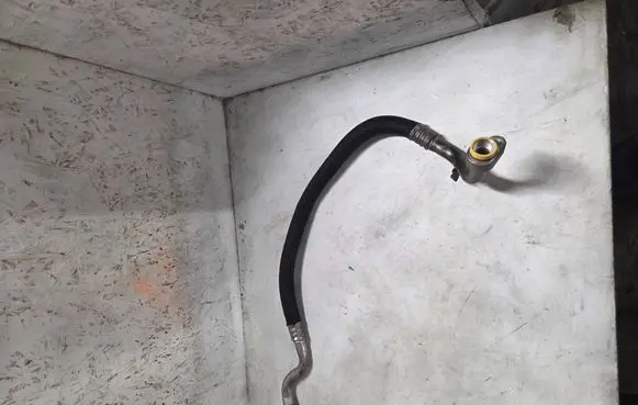 Mercedes-Benz GL X166 Air conditioning (A/C) pipe/hose A1668301415