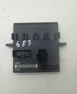 Audi A8 S8 D3 4E Comfort/convenience module 4e0907279j 4e0910279