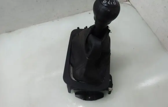 Opel Zafira A Gear shifter/selector 09138077