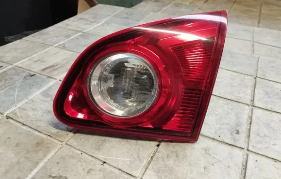 Nissan Qashqai Tailgate rear/tail lights 26550JD800