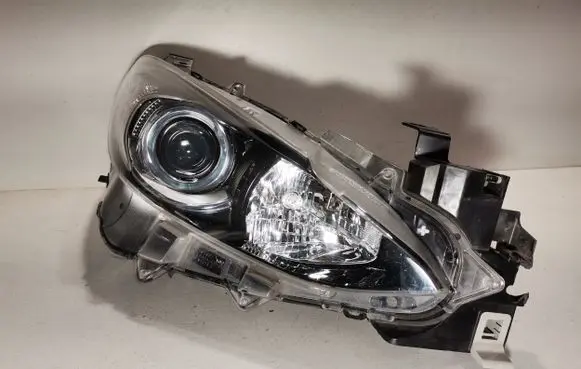 Mazda 3 II Headlight/headlamp B45A51030 W1334R K2442K02