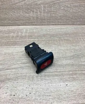 Nissan Sunny Hazard light switch NILES06012