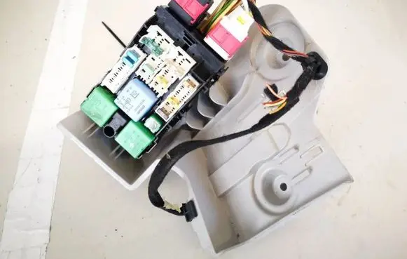 Peugeot 508 Fuse box set 9665492680
