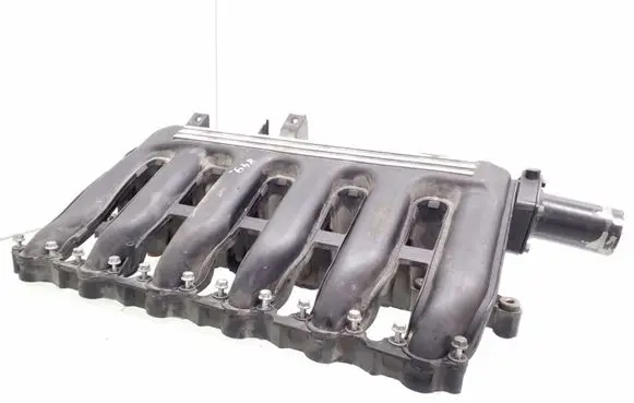 BMW 5 E39 Intake manifold 7789329