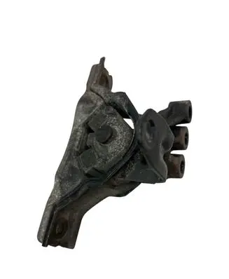 Engine mount bracket
