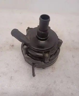 Chevrolet Volt I Electric auxiliary coolant/water pump 23259627 170425051737