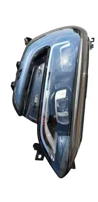 Renault Megane IV Headlight/headlamp 260103857R