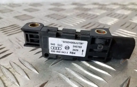Audi A3 S3 8P Airbag deployment crash/impact sensor 4B0959643E