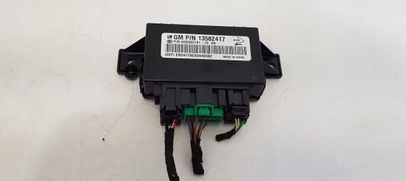 Opel Mokka Seat control module 13582417