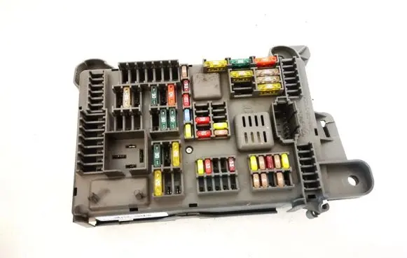 BMW X5 E70 Fuse box set b010105300 62263211