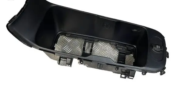 Other center console (tunnel) element