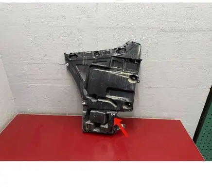 BMW X3 G01 Bumper support mounting bracket corner 7400667 51127400667