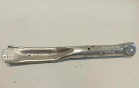 Tesla Model S Front strut bar 1064960-0-c
