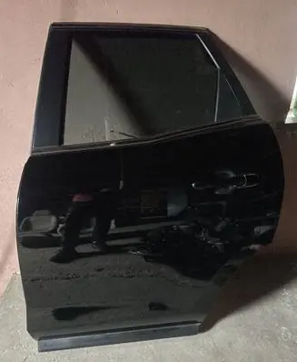 Mazda CX-7 Rear door