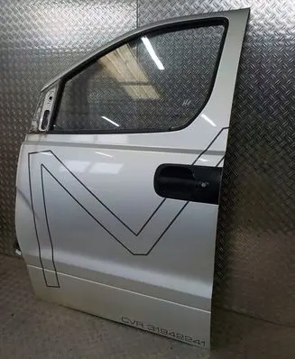 Hyundai H-1, Starex, Satellite Front door