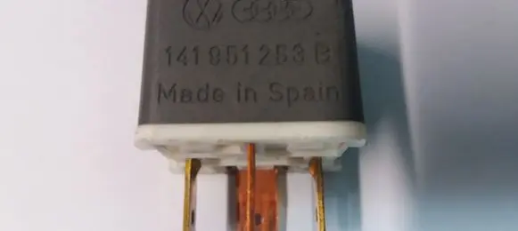 Volkswagen Sharan Other relay 141951253