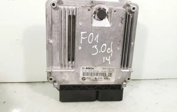 BMW 7 F01 F02 F03 F04 Engine control unit/module 8572439 030084508 0281019426