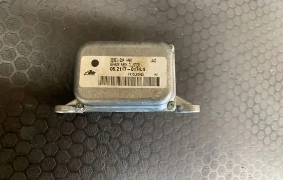 Honda CR-V ESP acceleration yaw rate sensor 39961S9AA01 F475L05A2W 06211701744