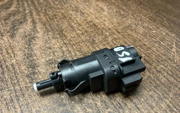 Brake pedal sensor switch