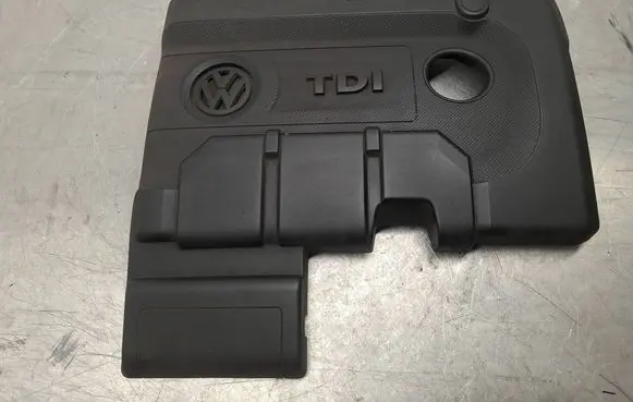 Volkswagen Polo V 6R Engine cover (trim) 04B103925 04B103925B 04B103925C