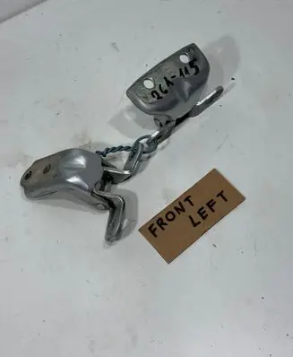 Hyundai i30 Front door upper hinge