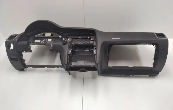Audi Q7 4L Dashboard