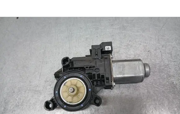 Skoda Roomster (5J) Front door window regulator motor 6Q2959802F