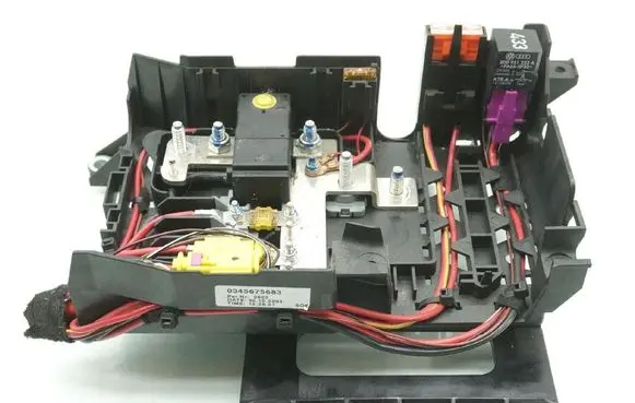 Porsche Cayenne (9PA) Fuse box set 7L0937548