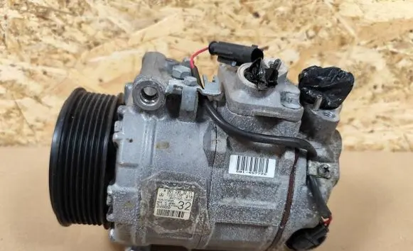 Mercedes-Benz Vito Viano W639 Air conditioning (A/C) compressor (pump) A0012303211