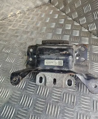 Seat Leon (5F) Engine mount bracket 5Q0199555BG
