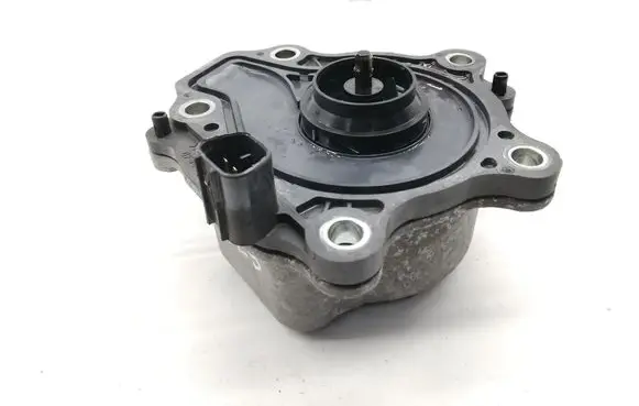 Toyota Corolla E210 E21 Water pump AISIN7