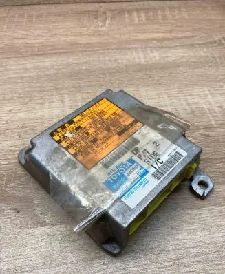 Toyota Avensis Verso Airbag control unit/module 8917044050 2310002460