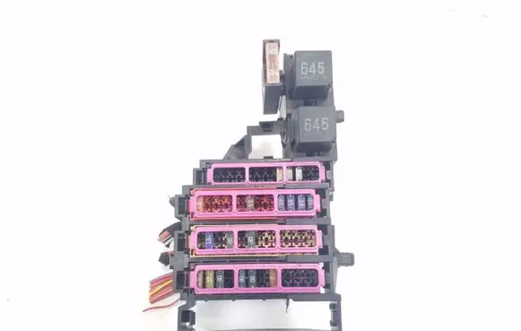 Audi S5 Fuse module 8T8971845