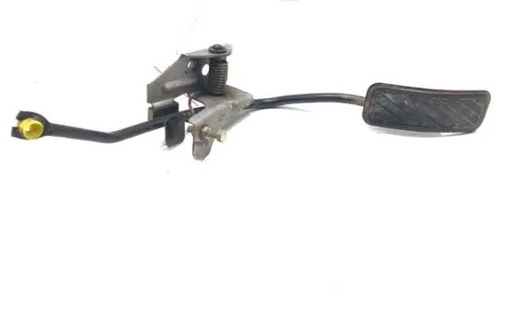 KIA Sorento Accelerator throttle pedal